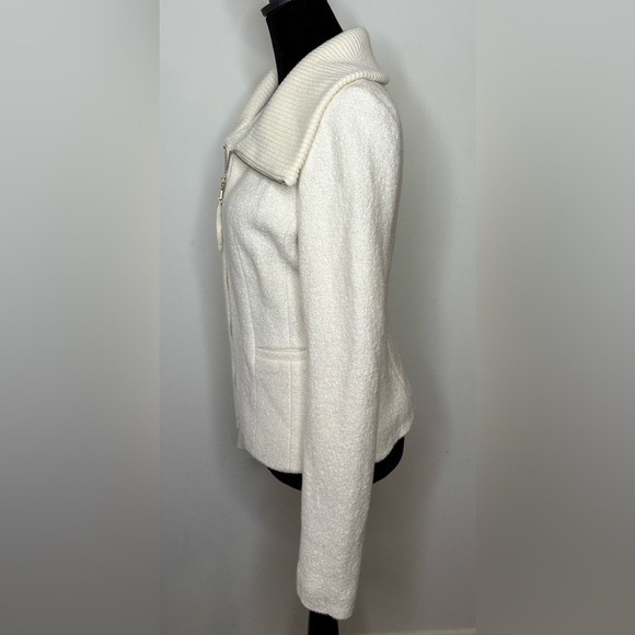 Ann Taylor Winter white preppy wool blend zip front jacket classic fit 2 EUC - Picture 8 of 11